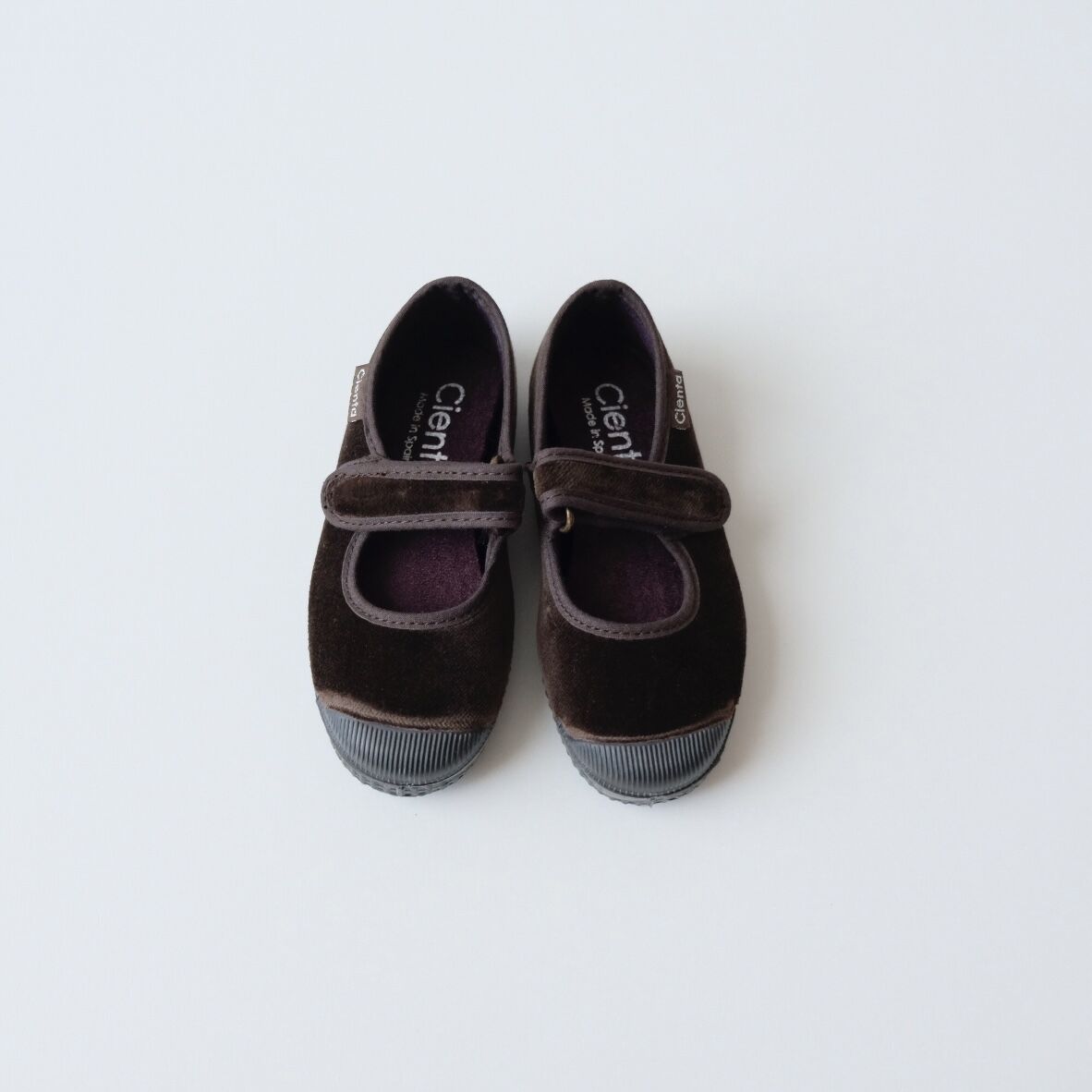 Cienta VELOUR VELCRO ONE STRAP SHOES brown / ve
