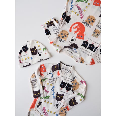 70%OFF 40 (1-2M) ラスト1点 mini rodini Clairvoyant cats aop baby beanie