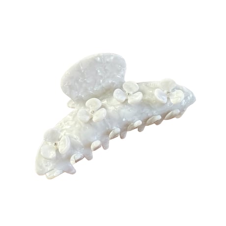 Buttermilk Elle Claw Clip in Fior de Latte