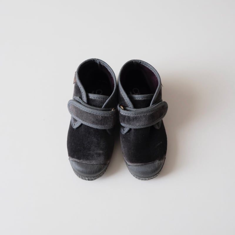 その他 Cienta VELOUR VELCRO ONESTRAPBALLETSHOES 31(19cm)ラスト1点 Cienta VELOUR VELCRO ONE STRAP BA
