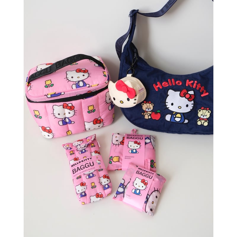 【新品未使用】BAGGU ラップトップケース 13インチ ハローキティ サンリオ BAGGU - 【BAGGU】 ハローキティ 13”/14” PCケース サンリオの