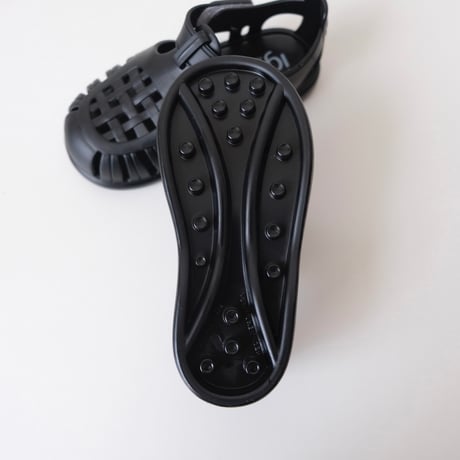 igor TOBBY SOLID NEGRO S10271(19(11cm)～28(17cm)）