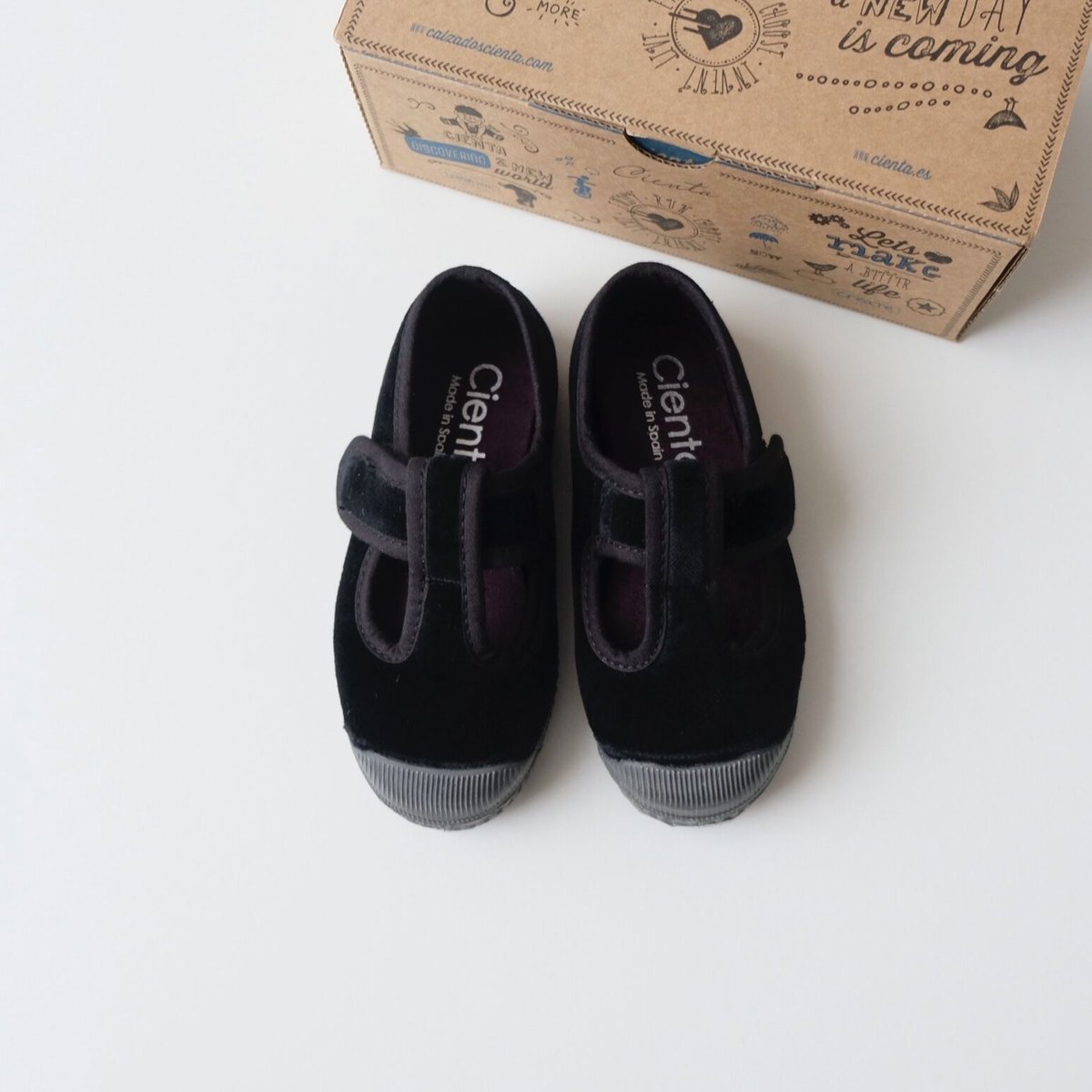Cienta VELOUR T STRAP SHOES black / velour 977