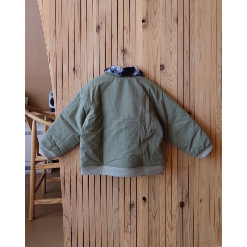 オリーブグリーン ベルベット ボンバージャケット新作 EXTRA-EXTRA PADDED CORE BOMBER - OLIVE(4-5Y,6-7