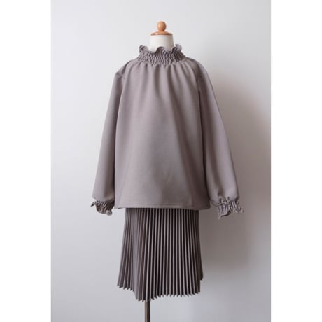 70%OFF 120ラスト1点 EAST END HIGHLANDERS Amunzen Shirring Blouse Grey