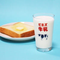 牛乳グラス