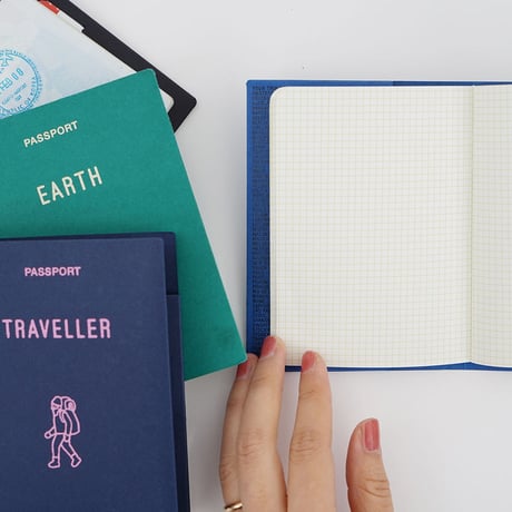 MOTHER brown | Passport cover