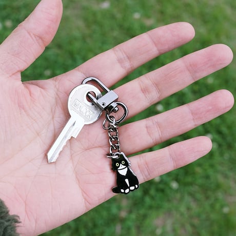 TUXEDO CAT | Metal Keyring