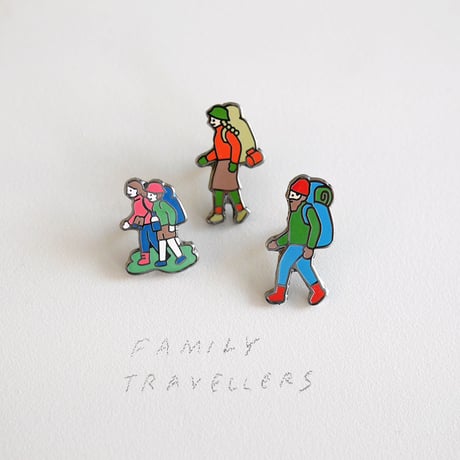 LITTLE TRAVELLERS LUCY&TOM | Pin