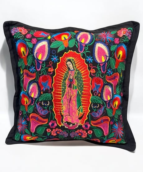 ESTRELLA STANDARD  “GUATEMALA”  Guadalupe Embroidered Cushion  グアダルーペ　クッション