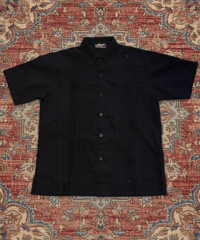 【NEW ITEM】ESTRELLA STANDARD S/S GUAYABERA キューバシャツ (ブラック、ブラック)