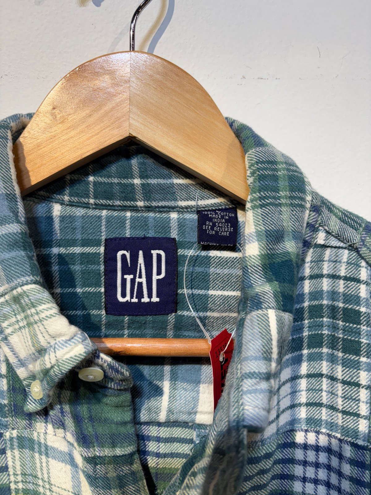 【old GAP】名作 90s パッチワーク デニム ベスト 紺タグ old GAP】名作 90s パッチワーク デニム ベスト 紺タグ - メルカリ