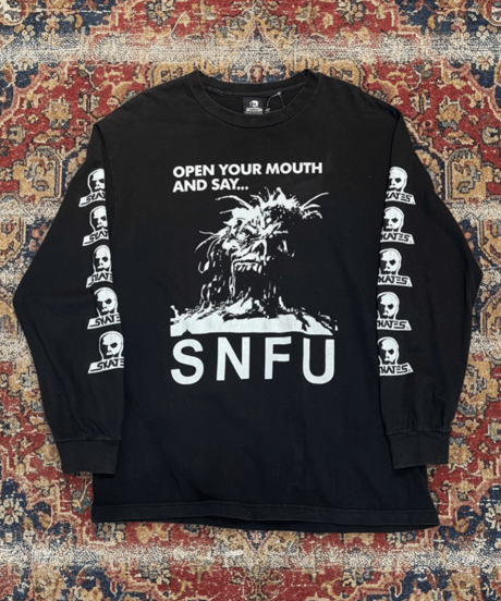【USED】2000s SKULL SKATES SNFU LS T-SHIRTS BLACK Lサイズ