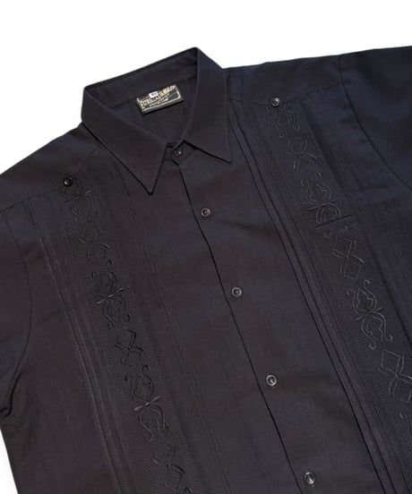 【NEW ITEM】ESTRELLA STANDARD S/S GUAYABERA キューバシャツ (ブラック、ブラック)