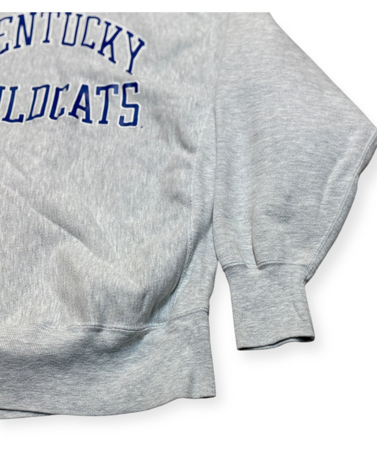 USED】1990s Champion RW クルーネックスウェット GRAY KENTUC USED】1990s Champion RW クルーネックスウェット GRAY KENTUC