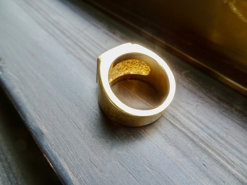 仁尾彫金『ドルマーク、プレート、ゴールド印台リング 仁尾彫金『ドルマーク、プレート、ゴールド印台リング