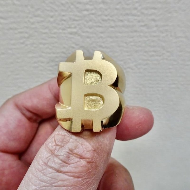 仁尾彫金『ゴールドビットコイン印台リング』ハンドメイド185 | 仁尾 