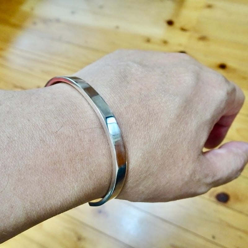 仁尾彫金『幅5mm平打ちバングル』ハンドメイド300 | 仁尾彫金 STORE