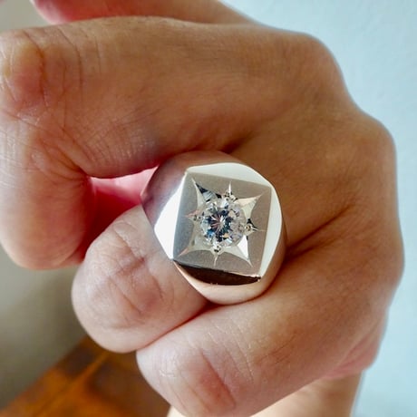 仁尾彫金『一つ星ジルコニア、菱形印台リング』ハンドメイド346