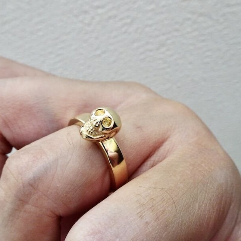 自作スカルリング 独特な多面カットが放つグロッシーなスカルリング – deal-design.jp