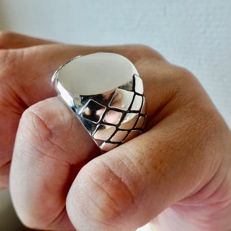 仁尾彫金『パイソン楕円の印台リング、磨き』ハンドメイド505