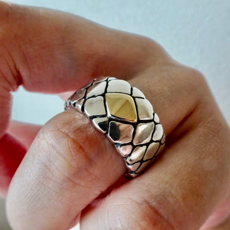 仁尾彫金『太陽の印台リング2、磨き』ハンドメイド325 濃う 