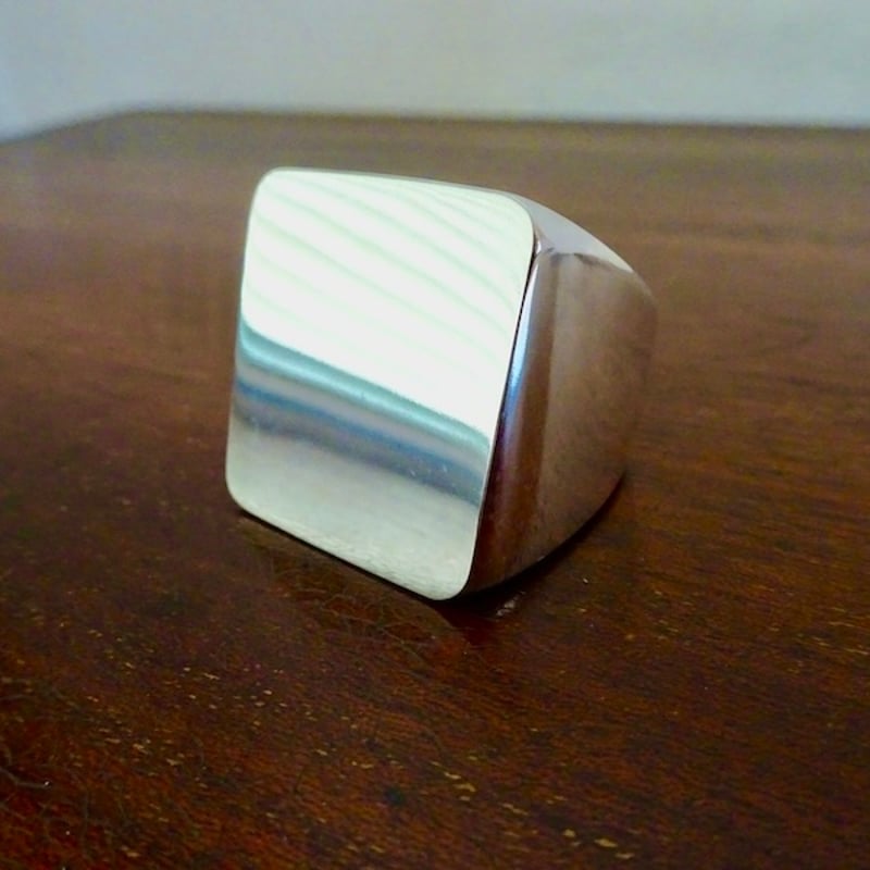 仁尾彫金『ビッグ印台リング、磨き』ハンドメイド251 仁尾彫金『ビッグ印台リング、磨き』ハンドメイド251 | 仁尾彫金