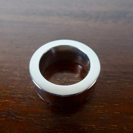 仁尾彫金『幅１cm、厚み４mm、プラチナ平打リング』ハンドメイド541