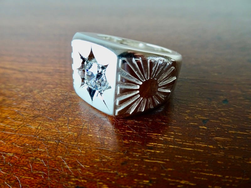 仁尾彫金『一つ星ジルコニア、プラチナ太陽の印台リング』ハンドメイド 