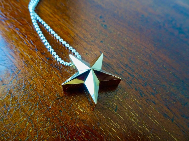 仁尾彫金『ゴールドビッグスターペンダントバチカン無し』ハンドメイド 