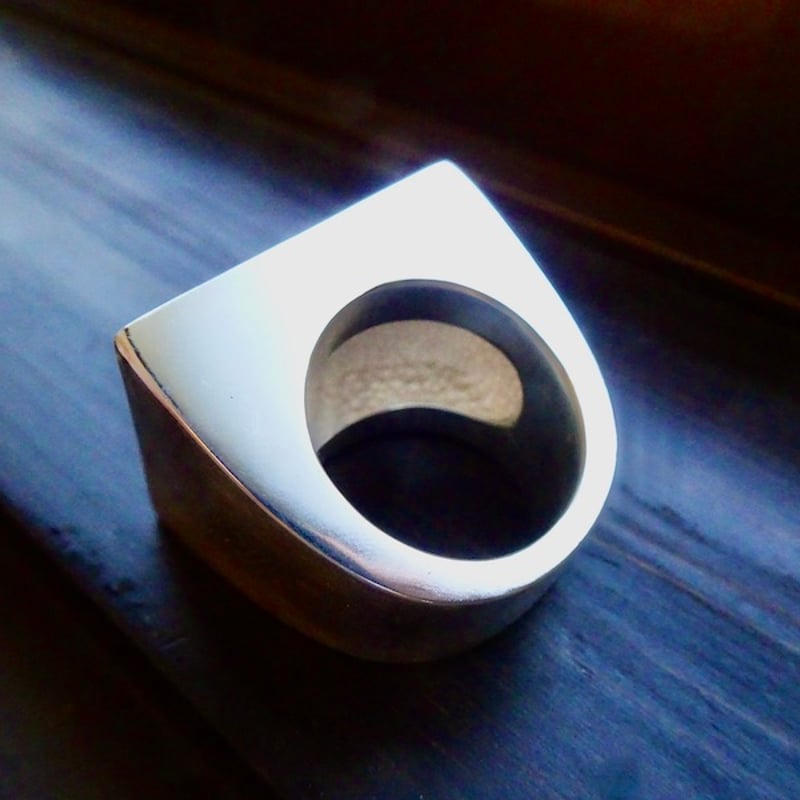 仁尾彫金『文字彫り、ビッグ印台リング2』ハンドメイド297 | 仁尾彫金