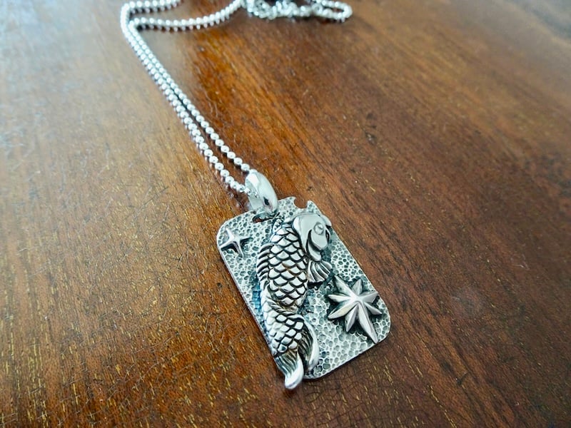 仁尾彫金『飛び鯉プレート』ハンドメイド48 | 仁尾彫金 STORE 