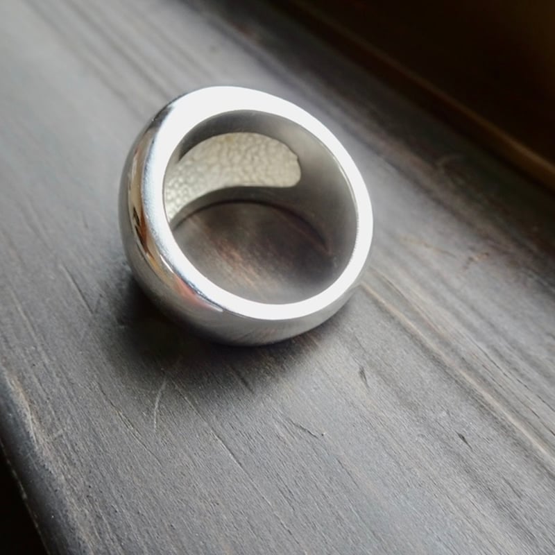 仁尾彫金『文字彫り、楕円の印台リング2』ハンドメイド355 | 仁尾彫金