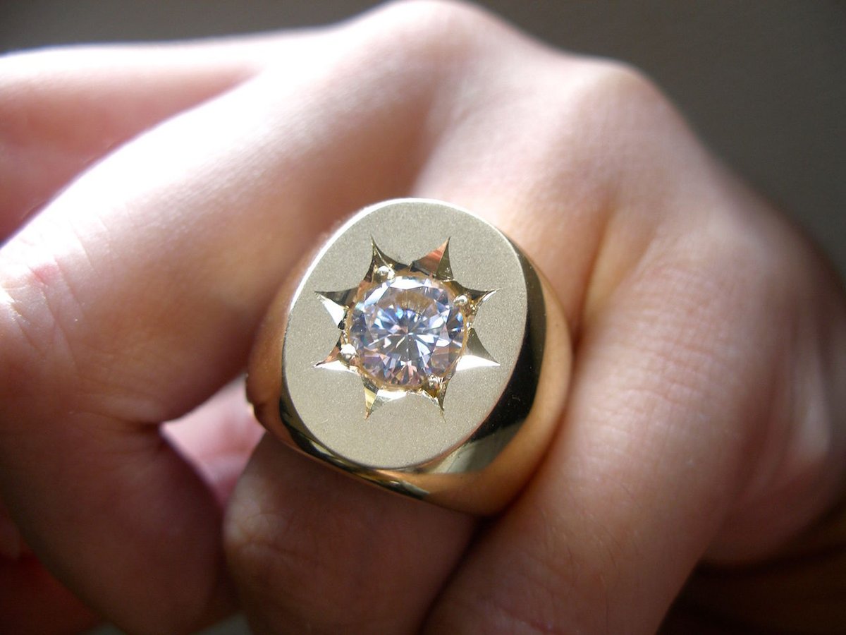 仁尾彫金『6つ星ダイヤ、k18ゴールド、クラウン甲丸リング