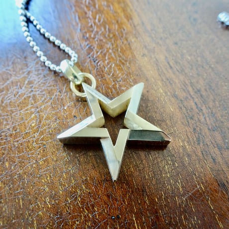 仁尾彫金『ゴールドスターヘッド、バチカンあり』ハンドメイド214