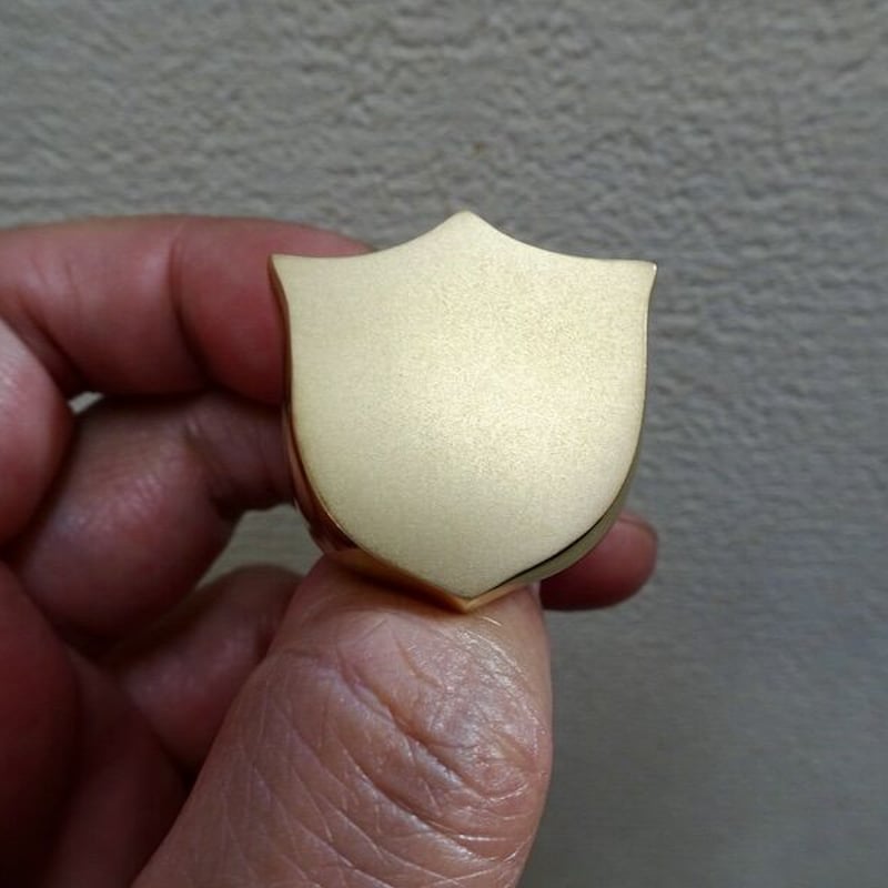 仁尾彫金『ゴールド盾の印台リング』ハンドメイド247 | 仁尾彫金 STORE