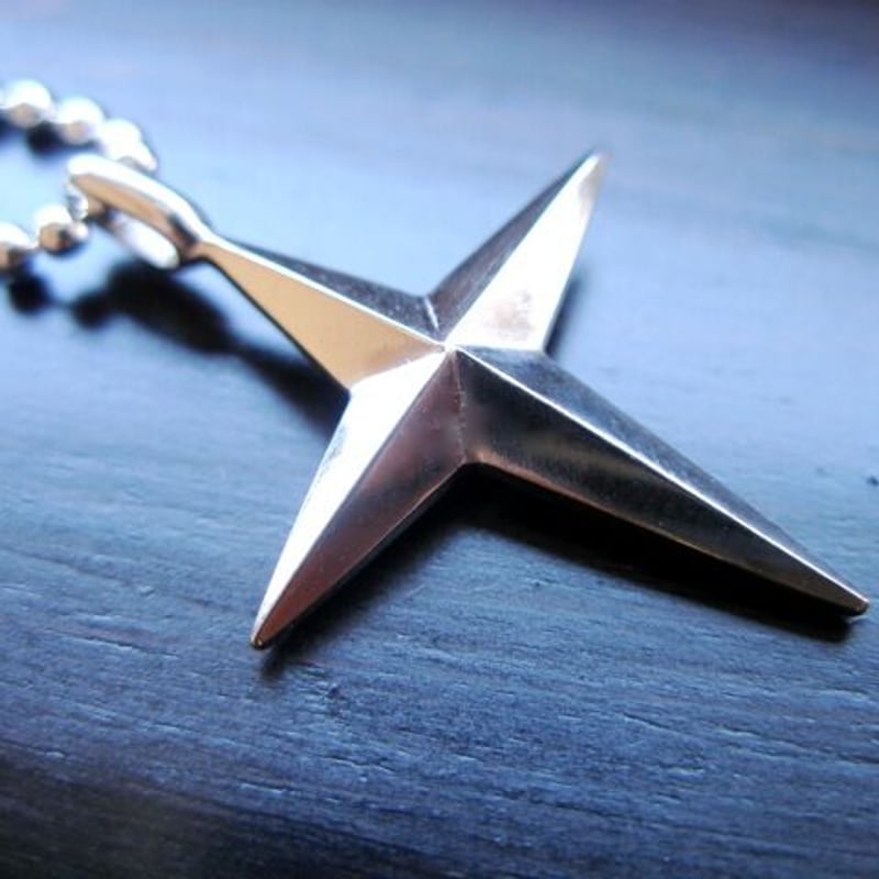 仁尾彫金『四つ星ダイヤフラットゴールドクロス』ハンドメイド143 仁尾彫金『四つ星ダイヤフラットゴールドクロス』ハンドメイド143