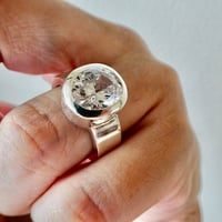 仁尾彫金『オーバルカットジルコニア平打リング、幅７mm』ハンドメイド579