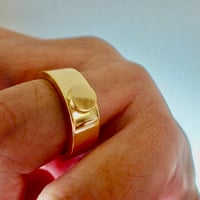 仁尾彫金『全金、太陽の平打リング、幅７mm』ハンドメイド544