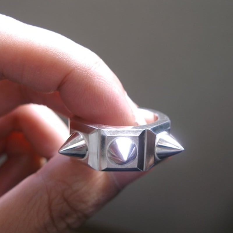 仁尾彫金『3つのマッドスパイクリング』ハンドメイド104 | 仁尾彫金 STORE 