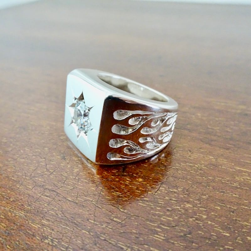 仁尾彫金『一つ星ジルコニア、ファイヤーパターン印台リング