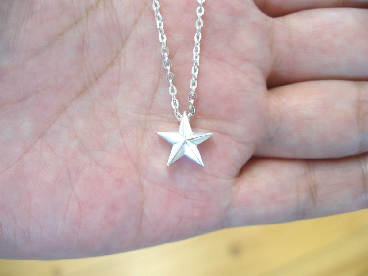 仁尾彫金『プラチナ立体スターペンダントバチカンなし』ハンドメイド  