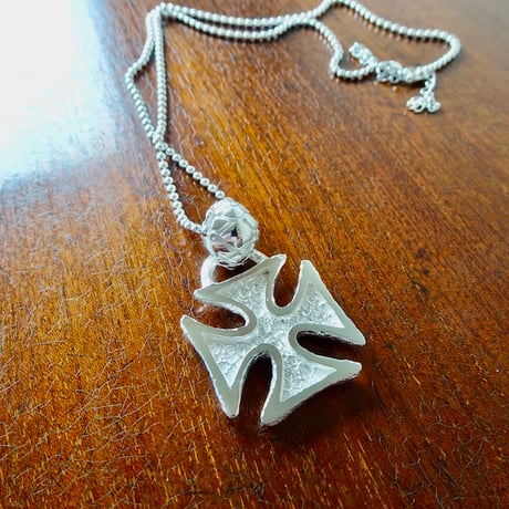 仁尾彫金『アイアンクロスヘッド、燻なし』ハンドメイド499