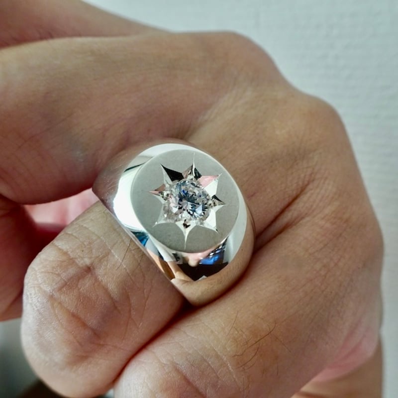 仁尾彫金『一つ星ダイヤ、最大幅2.1cm、プラチナ太陽の平打ちリング