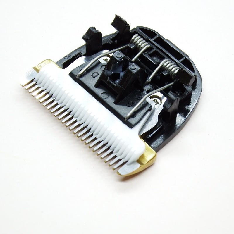 超美品 Svans. スバンス バリカン 本体 フルセット 替刃0.8〜14mm Svans.コードレスバリカン本体 フルセット（付属品：替刃0.8
