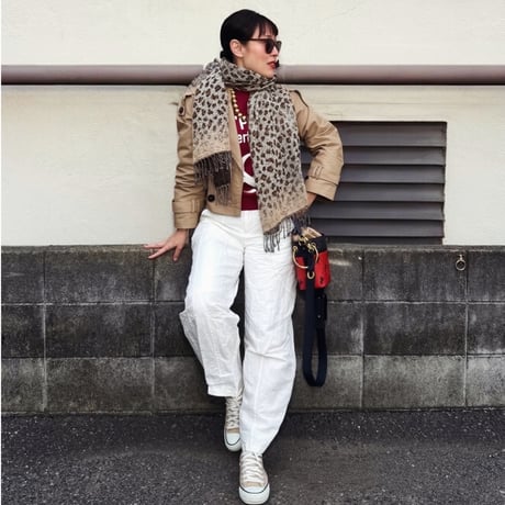 Wool fringes scarf