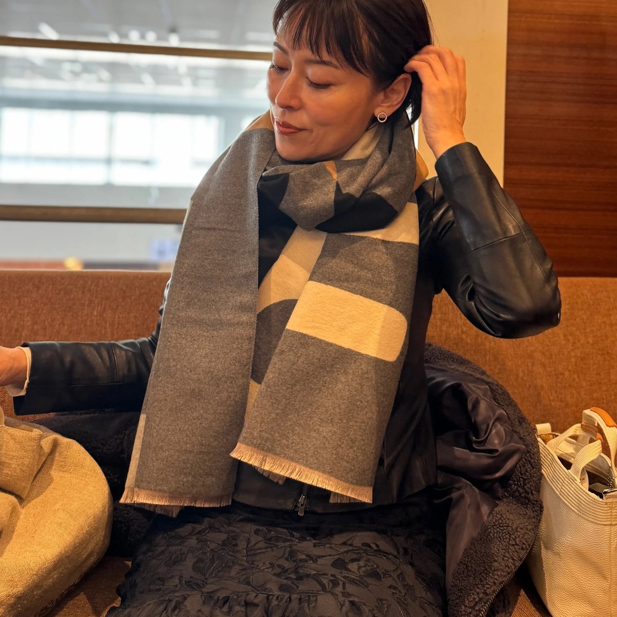 J'adore message logo scarf (gray) | La robe fro