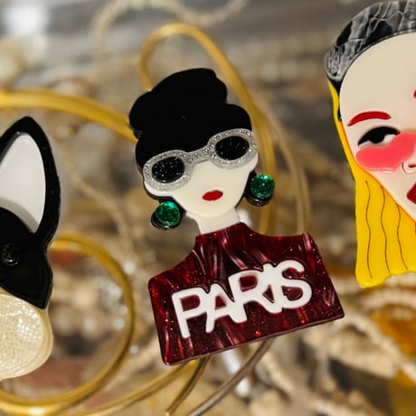 Resin Brooch （Paris Madame）