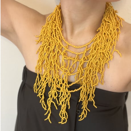 collier corail （CANARY YELLOW）