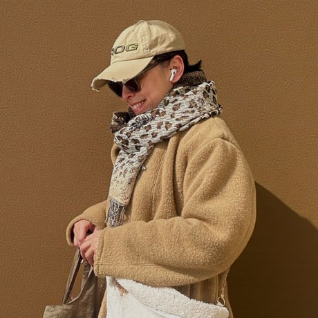 Wool fringes scarf